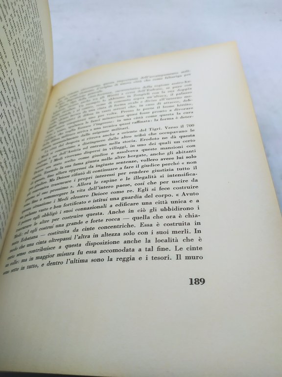 macel poete introduzione all'urbanistica la città antica einaudi