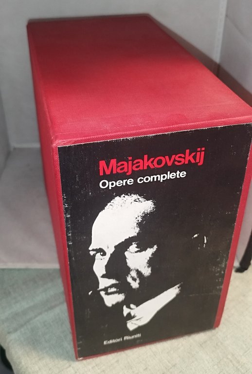 majakovskij opere complete 8 volumi cofanetto riuniti | Immagine Gallery 2