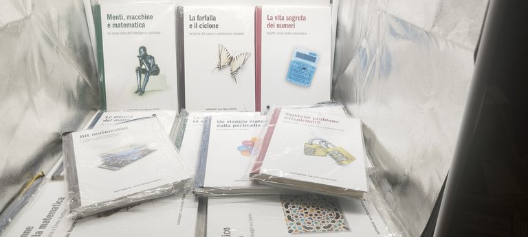 mondo matematico rba 48 volumi sigillati