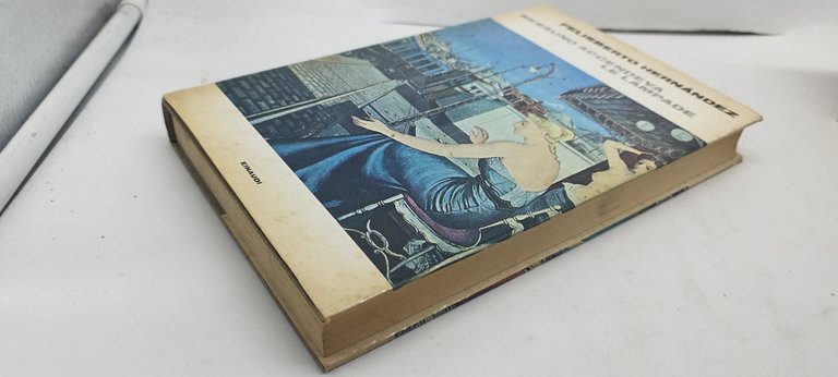 nessuno accendeva le lampade einaudi