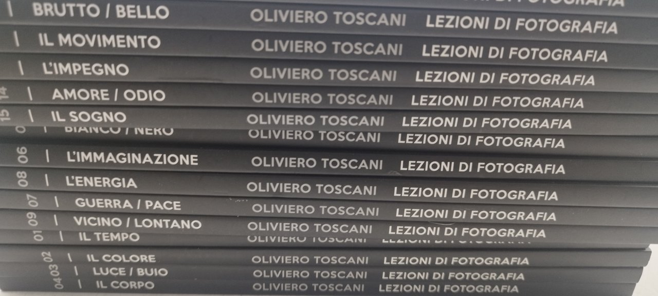 oliviero toscani lezioni di fotografia lotto 15 volumi corriere gazzetta