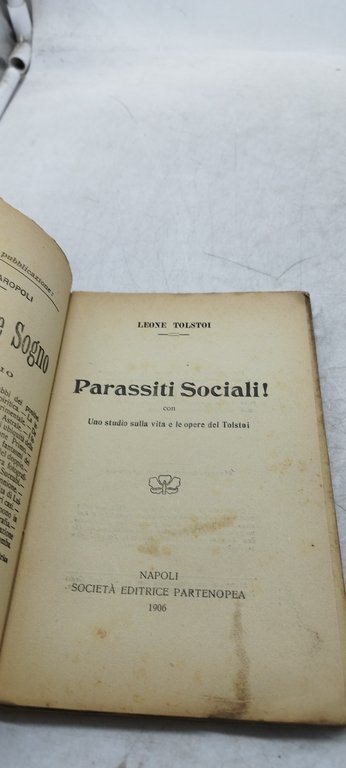parassiti sociali