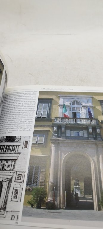 percorsi nel palazzo pubblico di lucca tempi forme strutture