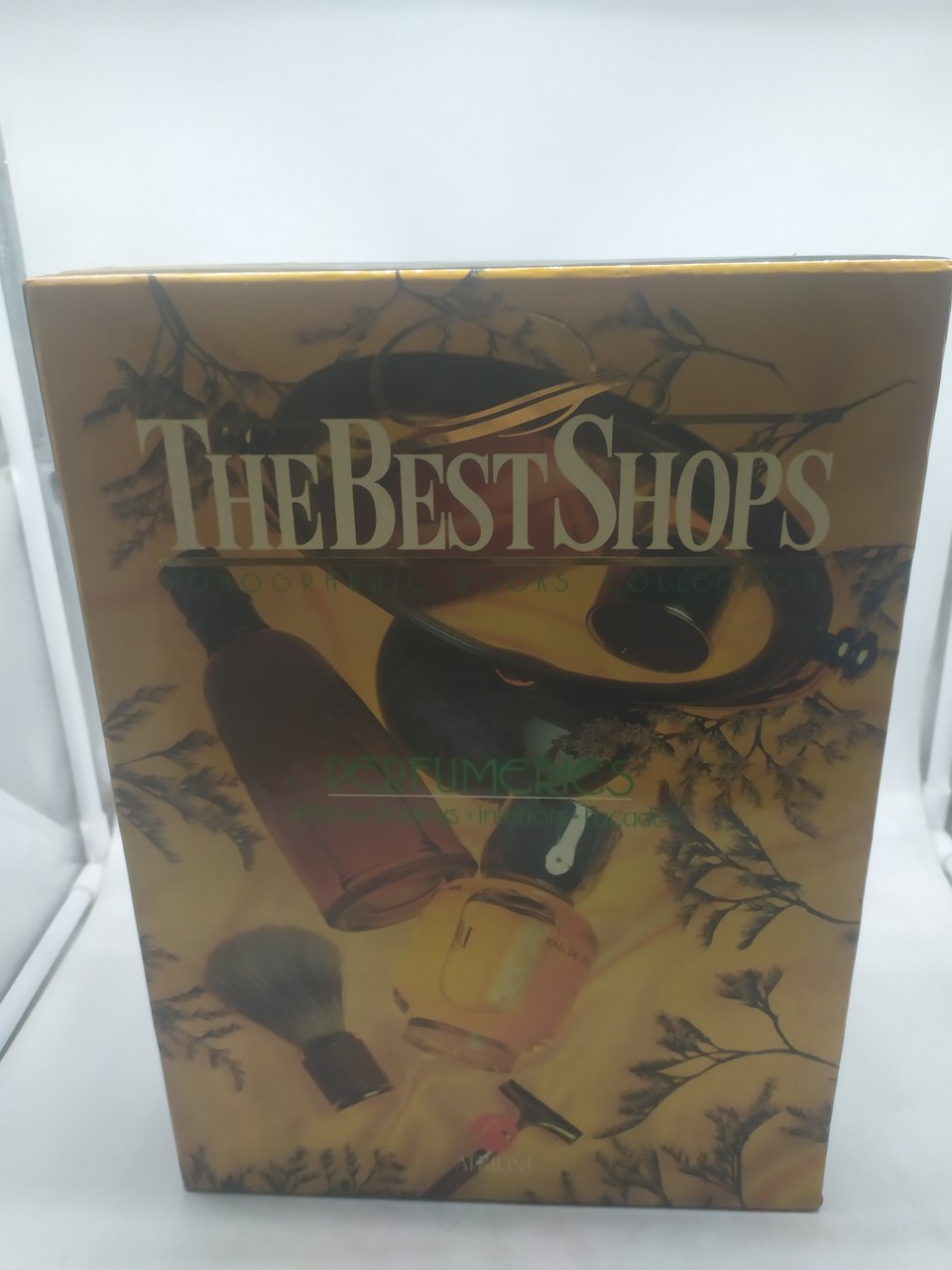 Perfumeries:The Best Shops - Monographic Books Collection, 2 Volumi