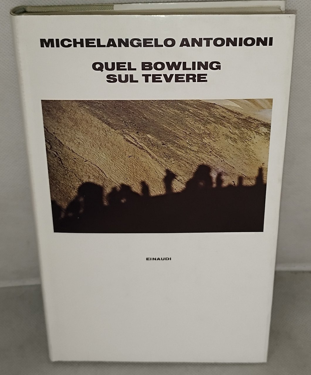 quel bowling sul tevere einaudi | Immagine principale