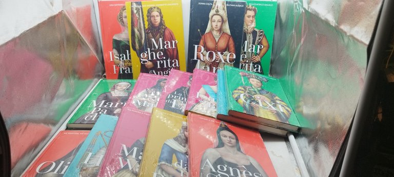 regine e ribelli rba 59 volumi tanti nel cellophane