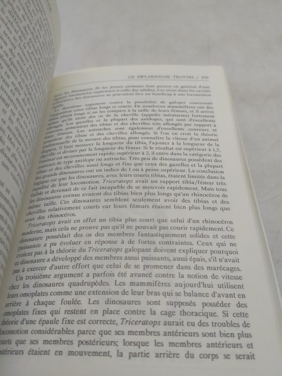 robert t bakker le pterodactyle rose et autres dinosaures