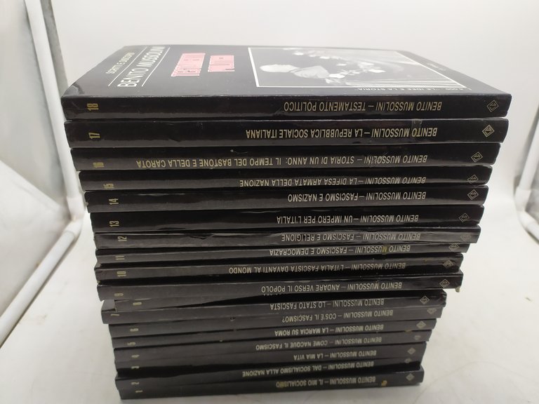 scritti e discorsi benito mussolini 18 volumi la fenice