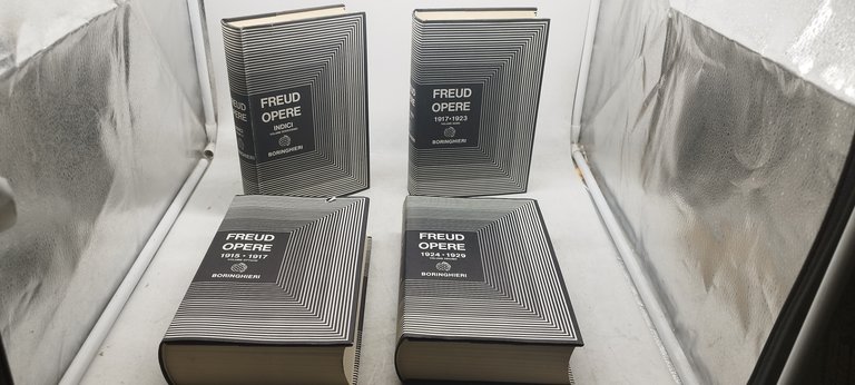 Sigmund Freud - Opere 12 Volumi Ed. Boringhieri