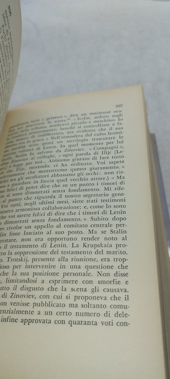 stalin la piu completa biografia del dittatore sovietico longanesi