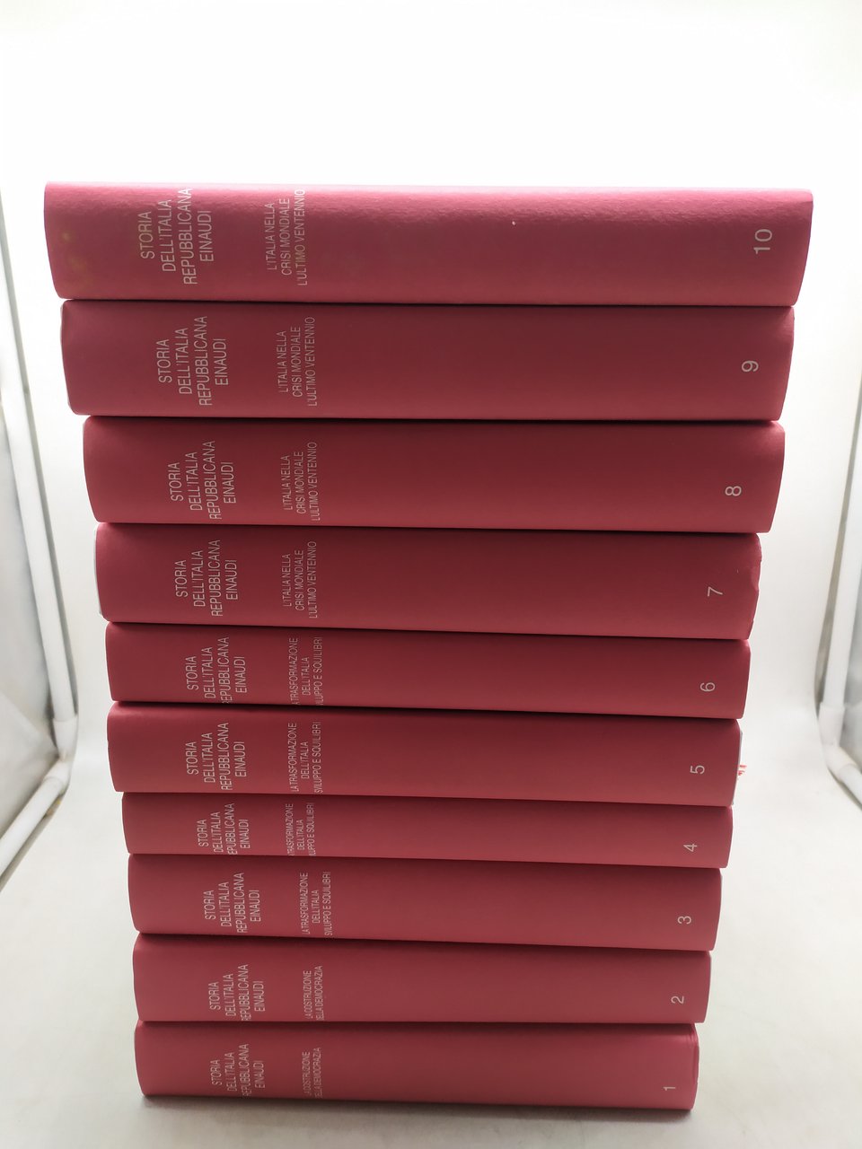 storia dell'italia repubblicana einaudi 10 volumi