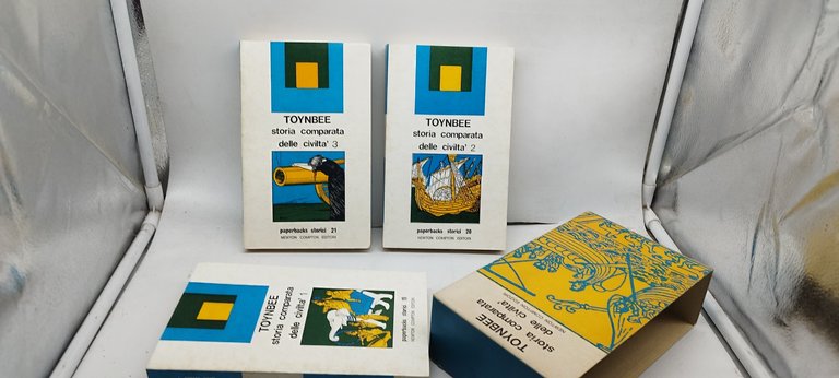tonynbee storia comparata delle civiltà 3 volumi