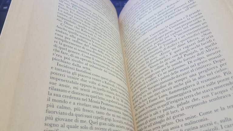 tra i credenti v.s. naipaul rizzoli