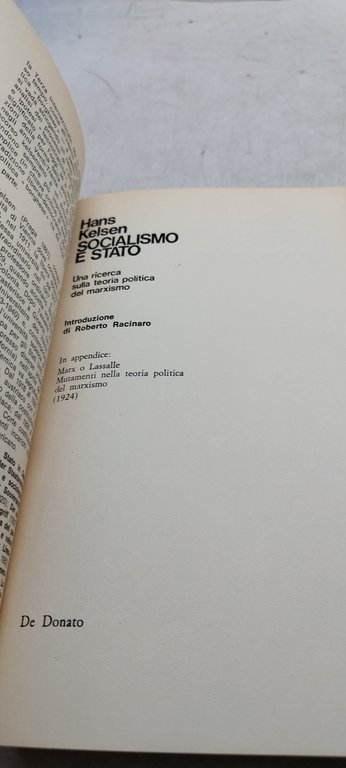 una ricerca sulla teoria politica del marxismo di roberto racinaro