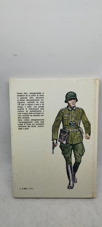 uniformi da combattimento e distintivi della seconda guerra mondiale