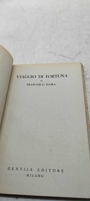 viaggio di fortuna di francesco flora il divano