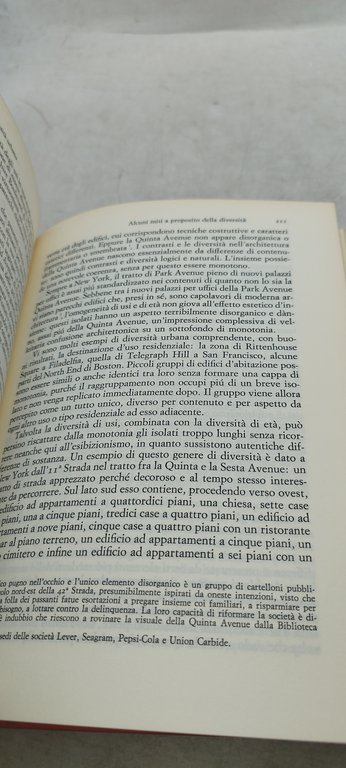 vita e morte delle grandi città einaudi