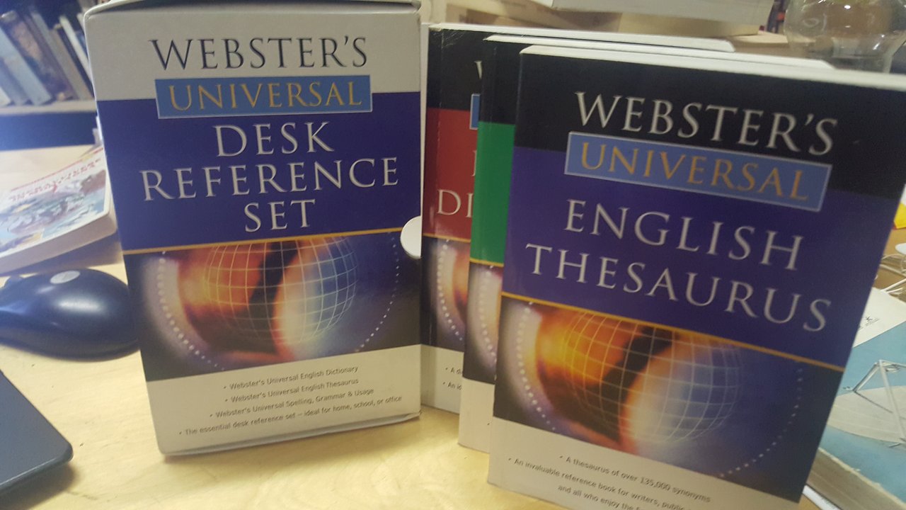 webster's universal desk reference set 3 volumi