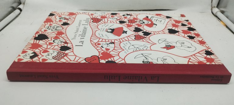 yves saint laurent la vilaine lulu