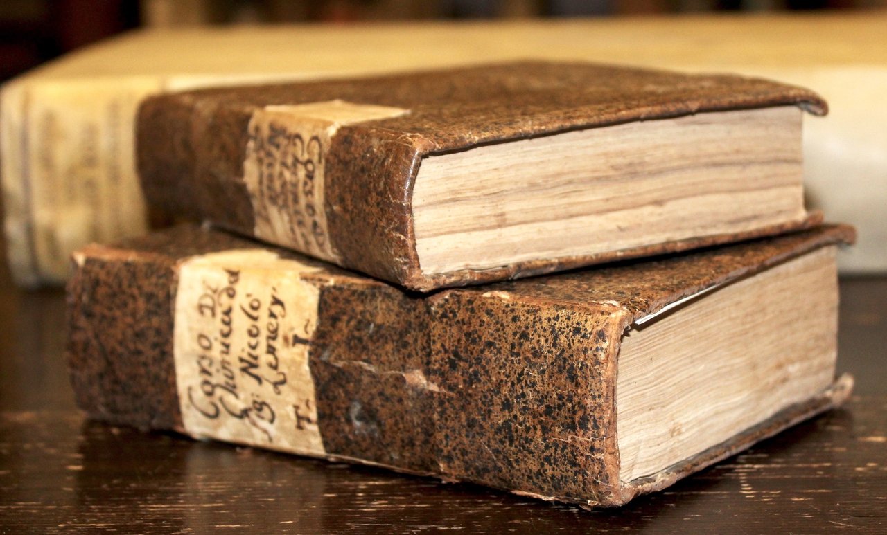 Corso di chimica del signor Nicolo Lemery, che insegna il …