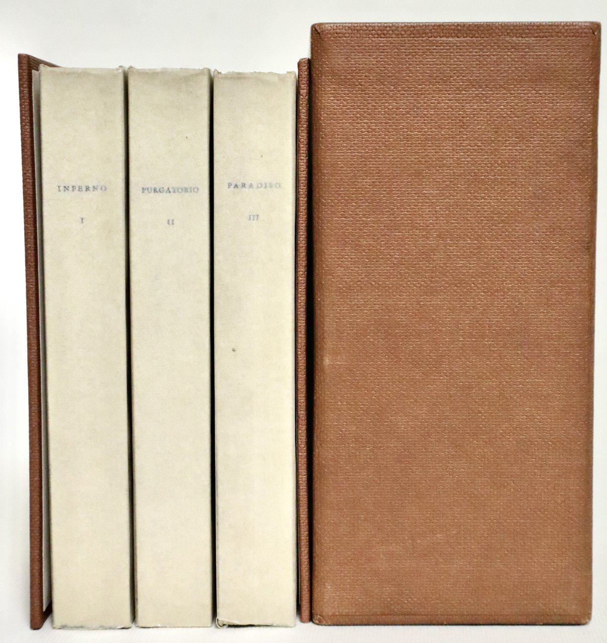 La Divina Commedia Testo a cura di Francesco Flora | Immagine principale