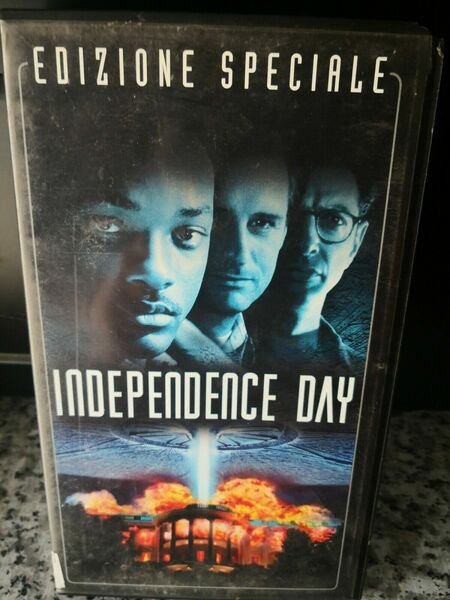 Vhs Independence day con Will Smith - Century Fox - …