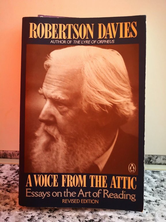 A Voice from the Attic di Robertson Davies, 1990, Penguin …