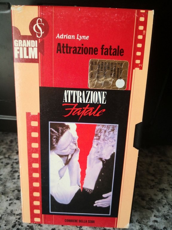 Attrazione fatale vhs 1987 - corriere della sera -F