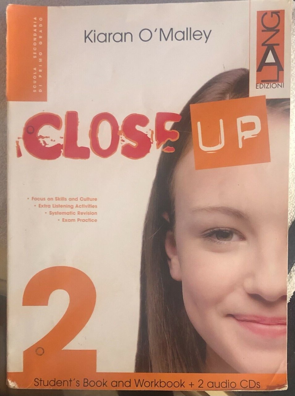 Close up 2. Per la Scuola media di Kiaran O?Malley, … | Immagine principale