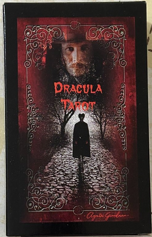 Dracula Tarot Tarocchi di Agata Giordano, 2024, L?altare Della Strega