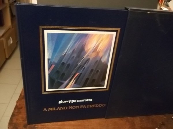 A MILANO NON FA FREDDO