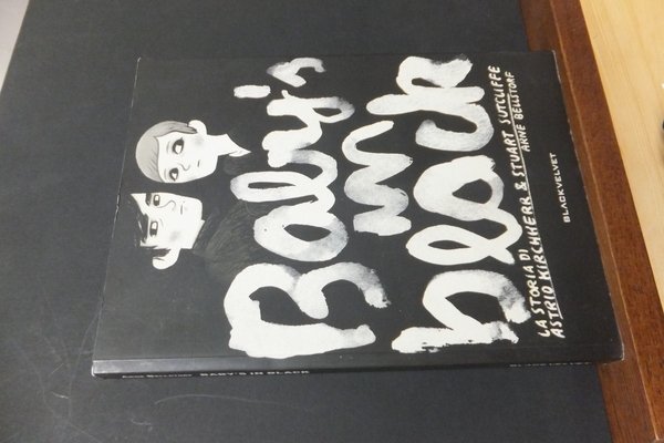 BABY'S IN BLACK LA STORIA DI ASTRID KIRCHHERR E STUARD …