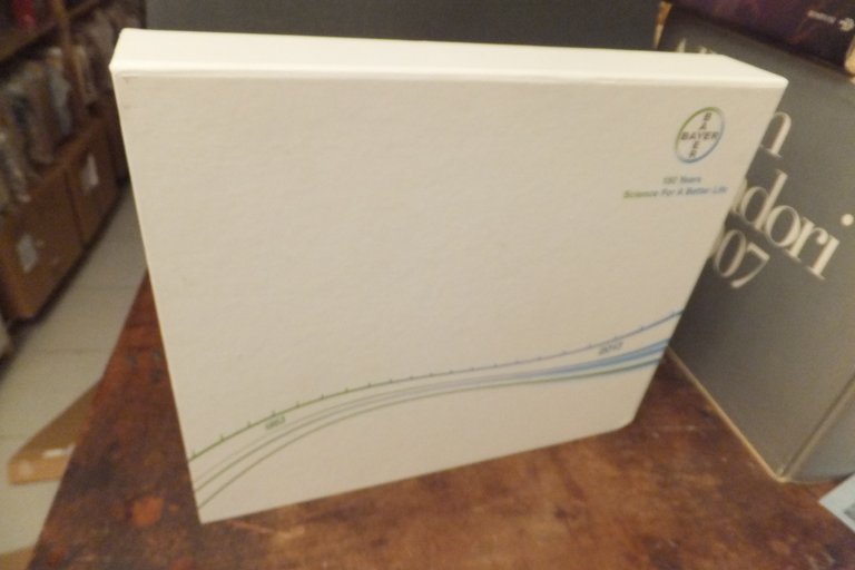 BAYER IL LIBRO DELL'ANNIVERSARIO 2013 UN AZIENDA DI INVENTORI 150 … | Immagine Gallery 5