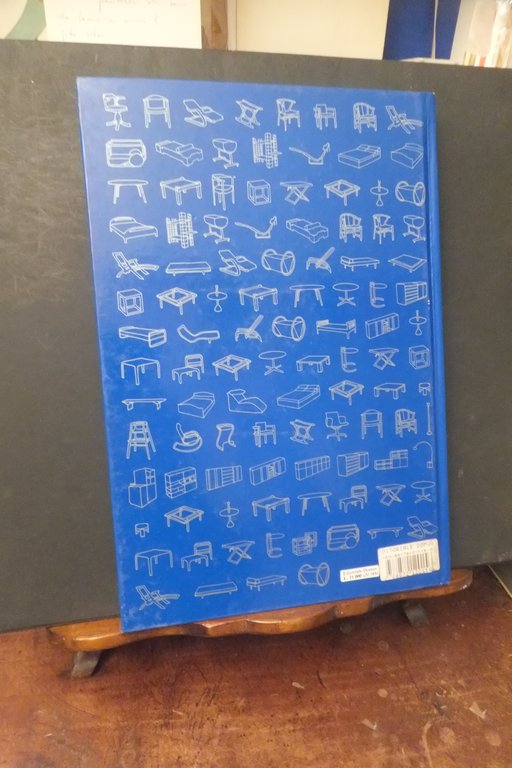 CLASSICI MODERNI I MOBILI CHE FANNO STORIA