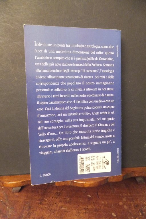 DEI ED EROI DELLO ZODIACO JOELLE DE GRAVELLAINE