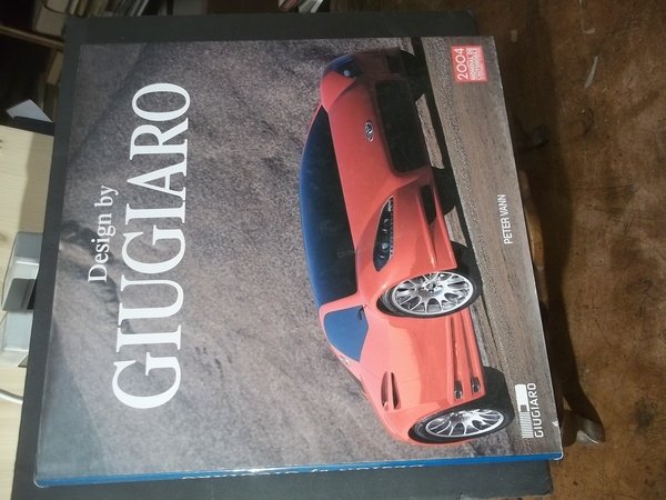 DESIGN BY GIUGIARO