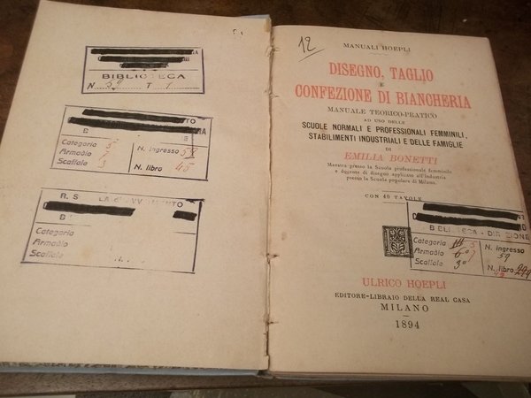 DISEGNO TAGLIO E CONFEZIONE DI BIANCHERIA