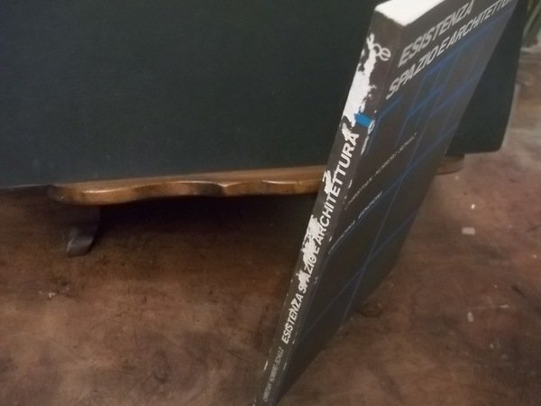 ESISTENZA SPAZIO E ARCHITETTURA