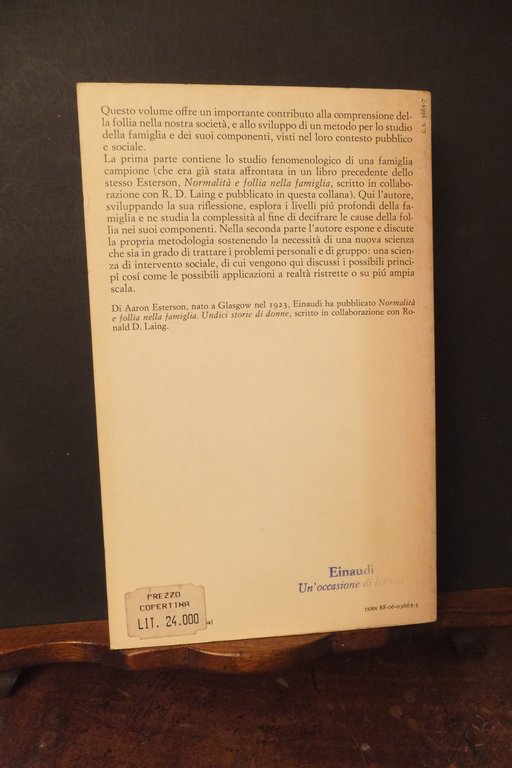 FOGLIE DI PRIMAVERA UN INDAGINE SULLA DIALETTICA DELLA FOLLIA | Immagine Gallery 2