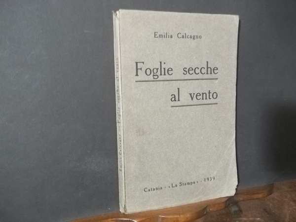 FOGLIE SECCHE AL VENTO