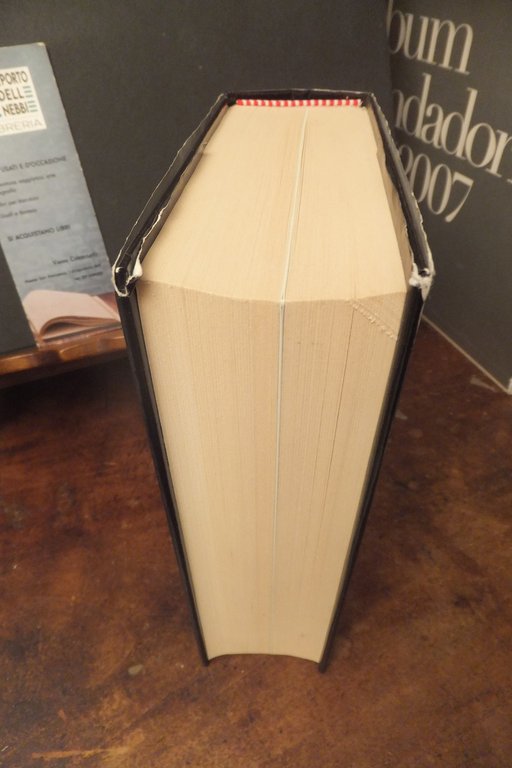 IL GRANDE LIBRO DEI FANTASMI
