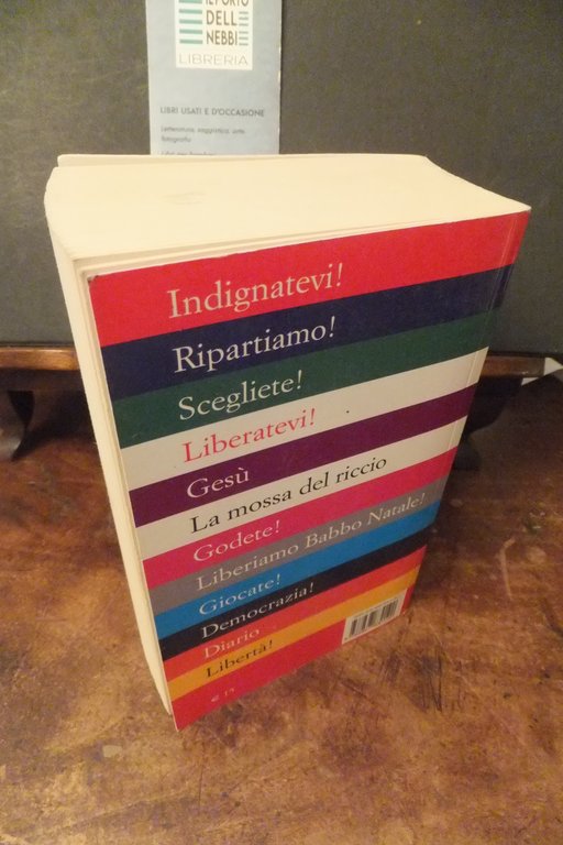 IL LIBRO CHE E ' TUTTA UNA COLLANA ADD TASCABILE