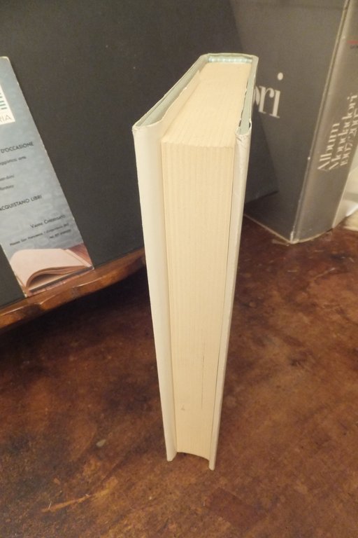 ISTAMBUL ORHAN PAMUK