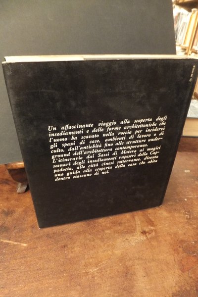 L'ARCHITETTURA DELLE CAVERNE