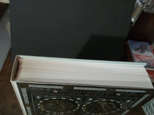 LA BASILICA DI SANT'AMBROGIO