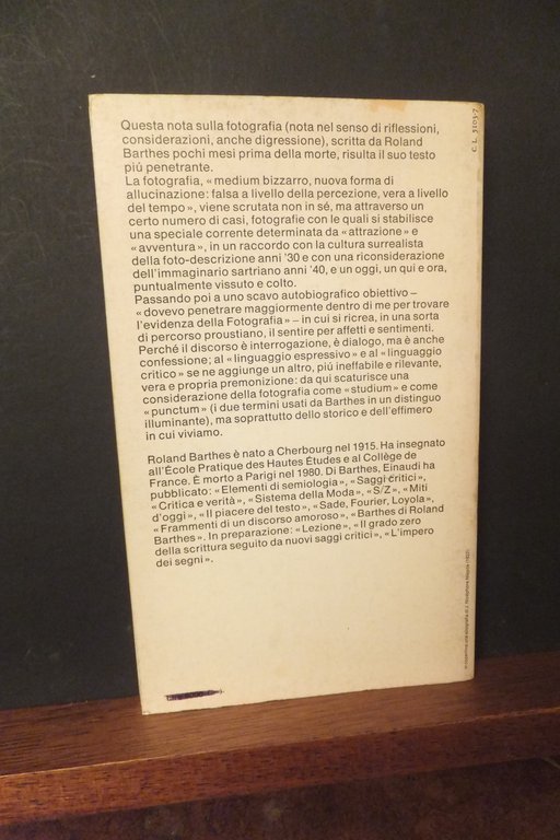 LA CAMERA CHIARA NOTA SULLA FOTOGRAFIA ROLAND BARTHES