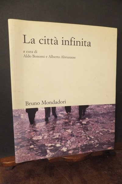 LA CITTA' INFINITA