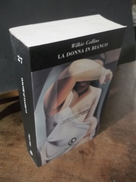 LA DONNA IN BIANCO
