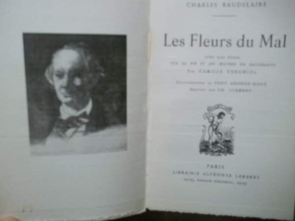 LES FLEURS DU MAL