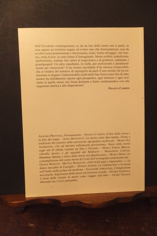 LO SCHELETRO E IL PROFESSORE SENSO E ADDOMESTICAMENTO DELLA MORTE … | Immagine Gallery 2